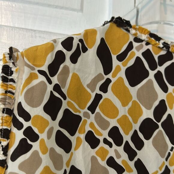Tory Burch 100% Silk Yellow and Black Ruffled Sleeveless Blouse - Size 10 - Picture 7 of 8
